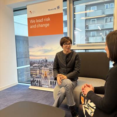 Serena Zirpoli, CEO di Blooming Areté, intervista Paola Merlini nella sede di Munich Re