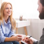 L'immagine rappresenta una dipendente mentre svolge una sessione di coaching individuale